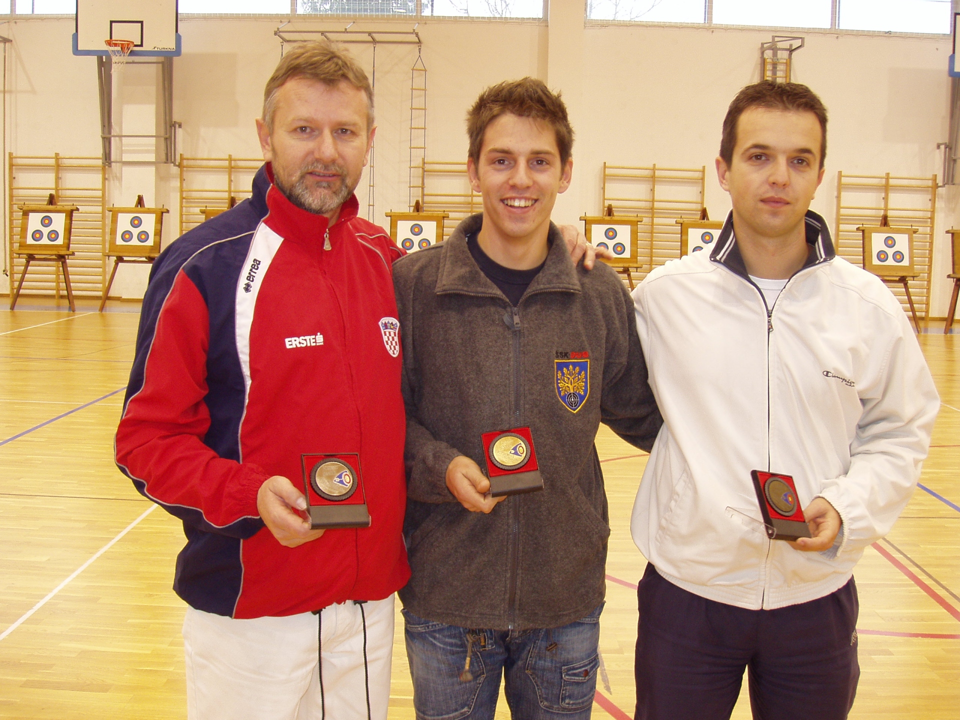 Fotografija / Trofej Dubrave