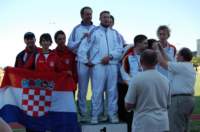 dsc_0520_small.jpg